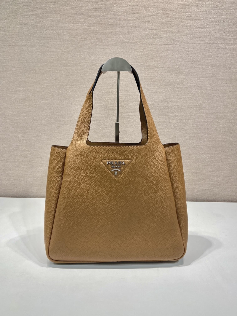 Pra*a bucket bags